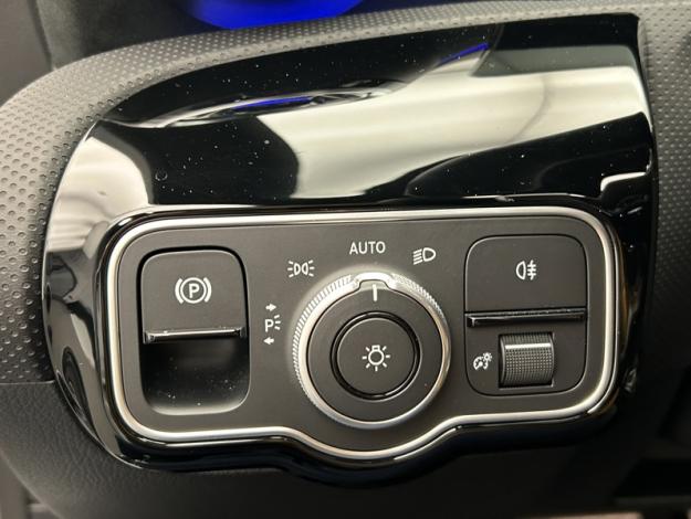 MERCEDES-BENZ Classe A 200 d AMG Line  