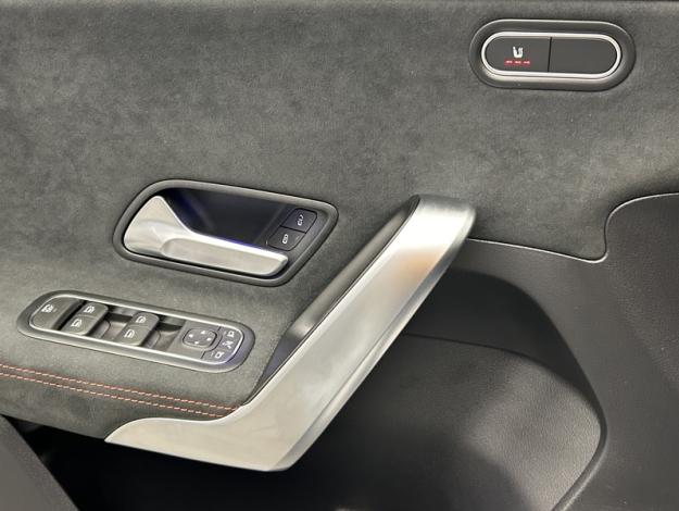 MERCEDES-BENZ Classe A 200 d AMG Line  