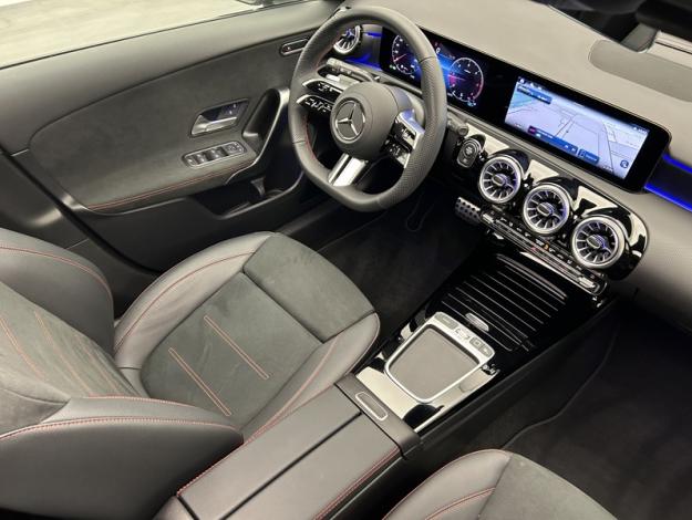 MERCEDES-BENZ Classe A 200 d AMG Line  