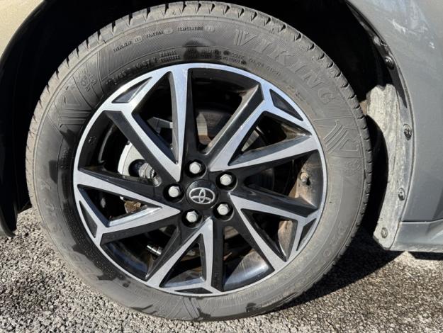 TOYOTA Yaris 116h Design  