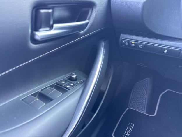 TOYOTA Corolla Touring Sports Hybride 140h Design   