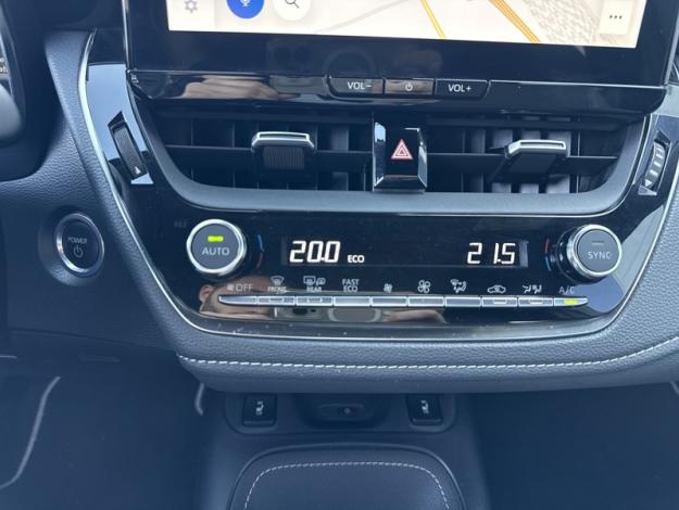 TOYOTA Corolla Touring Sports Hybride 140h Design   