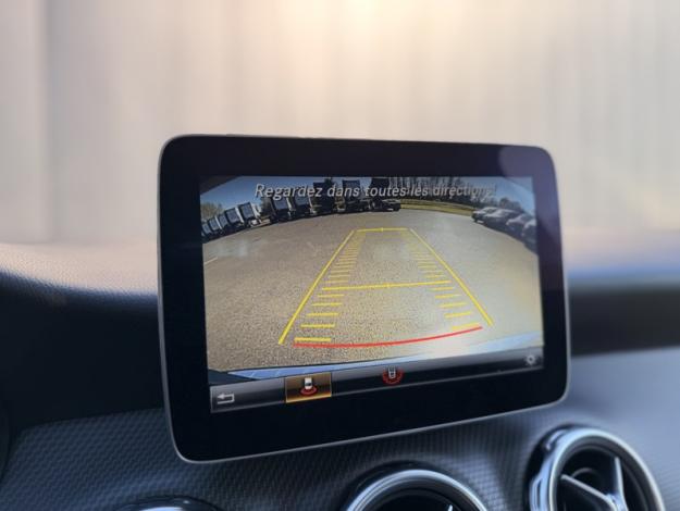 MERCEDES-BENZ GLA 180 Business Edition Pack Style 