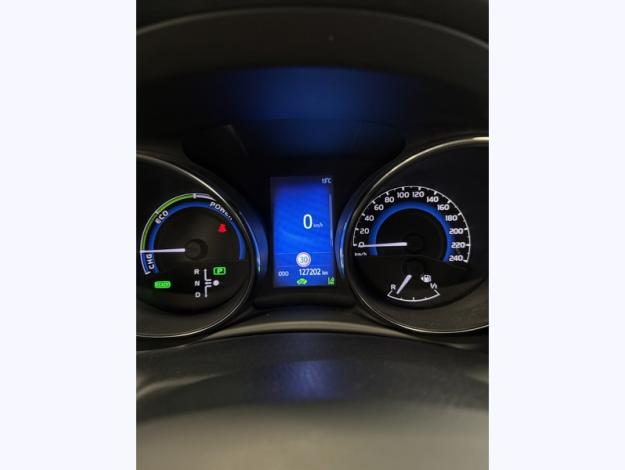 TOYOTA Auris Hybrid Collection   