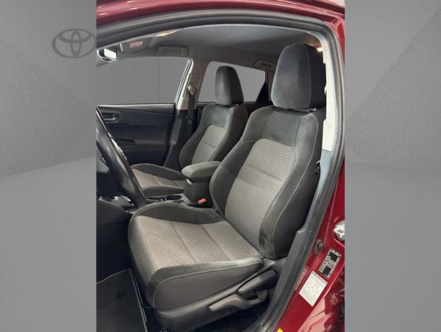 TOYOTA Auris Hybrid Collection   