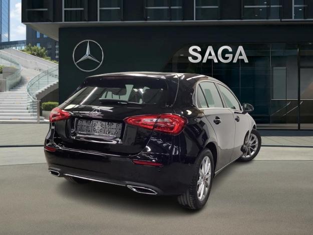 MERCEDES-BENZ A 180 Progressive  