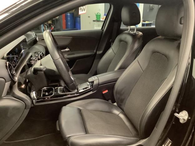 MERCEDES-BENZ A 180 Progressive  