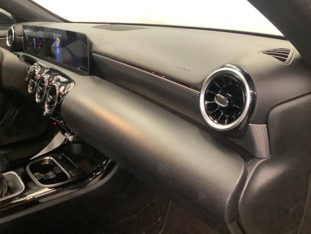 MERCEDES-BENZ A 180 Progressive  