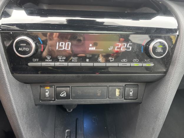 TOYOTA Yaris Cross 1.5 HYBRID 116H PREMIERE AWD AUTO  