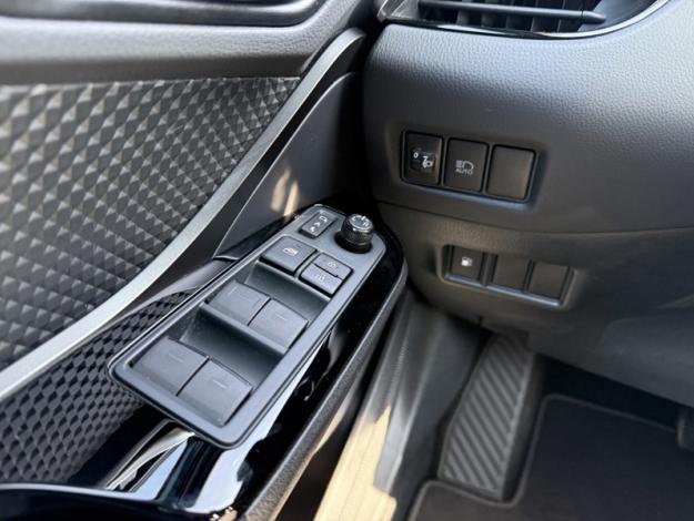 TOYOTA C-HR 1.8 Hybride 122 Design Ultimate  