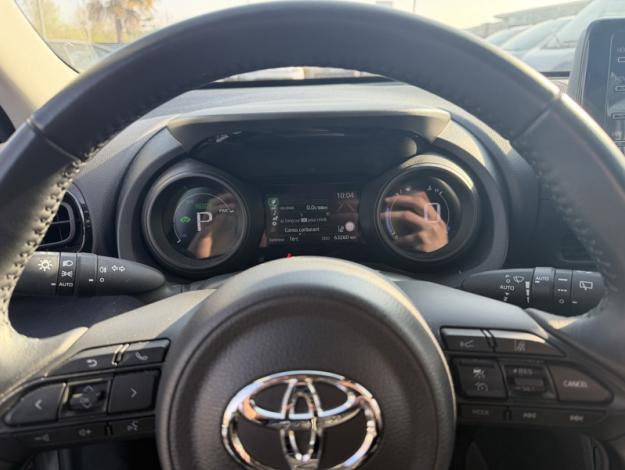 TOYOTA Yaris Cross 1.5 HYBRID 116H DYNAMIC AUTO  
