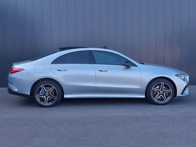 MERCEDES-BENZ CLA Coupé CLA 250 e Hybrid EQ Coupé AMG Line  