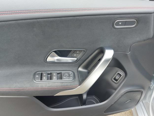 MERCEDES-BENZ CLA Coupé CLA 250 e Hybrid EQ Coupé AMG Line  