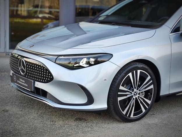 MERCEDES-BENZ CLA Shooting Brake CLA 250+ Shooting Brake avec technologie EQ Progressive Line  CLA 250+ Shooting Brake avec technologie EQ Progressive Line