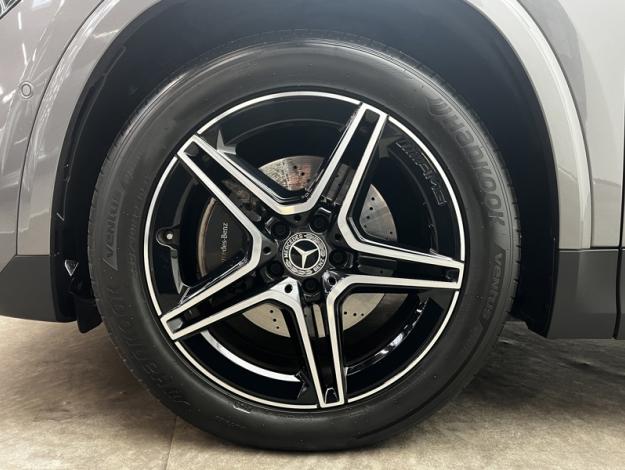 MERCEDES-BENZ GLA 200 d AMG Line  