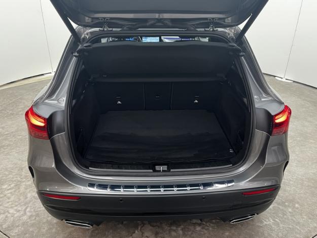 MERCEDES-BENZ GLA 200 d AMG Line  