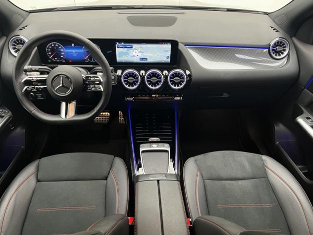 MERCEDES-BENZ GLA 200 d AMG Line  