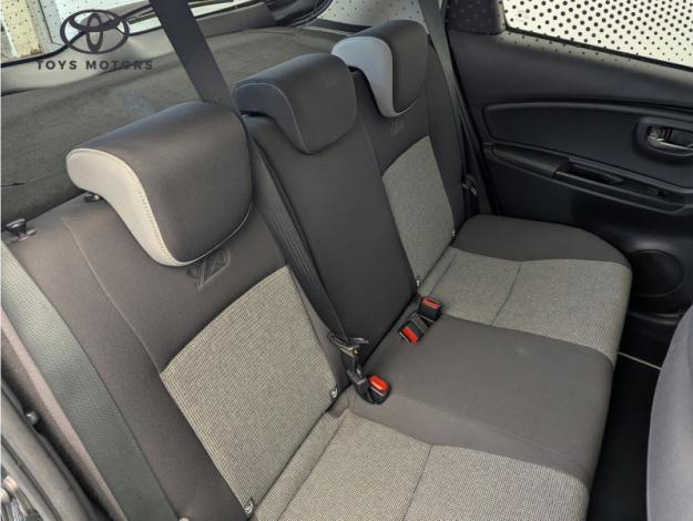 TOYOTA Yaris 110 VVT-i Design Y20  