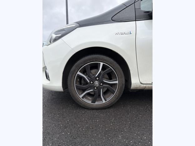 TOYOTA Yaris 1.5 VVT-I HYBRID Collection  