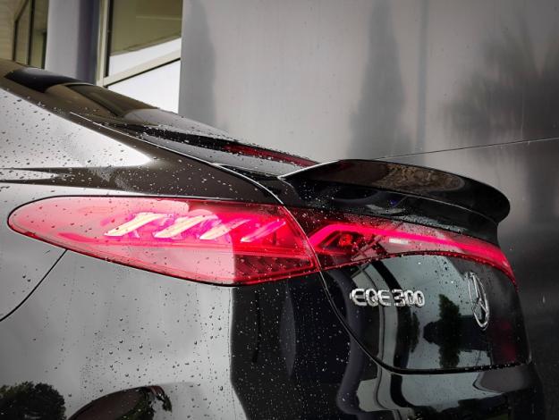 MERCEDES-BENZ EQE Berline 300 245ch AMG Line  Classe EQE / 295 EQE 300 AMG Line