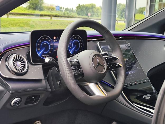 MERCEDES-BENZ EQE Berline 300 245ch AMG Line  Classe EQE / 295 EQE 300 AMG Line