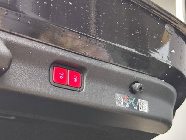 MERCEDES-BENZ EQE Berline 300 245ch AMG Line  Classe EQE / 295 EQE 300 AMG Line