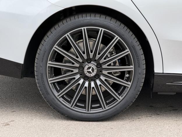 MERCEDES-BENZ CLA Shooting Brake CLA 250+ Shooting Brake avec technologie EQ AMG Line  CLA 250+ Shooting Brake avec technologie EQ AMG Line