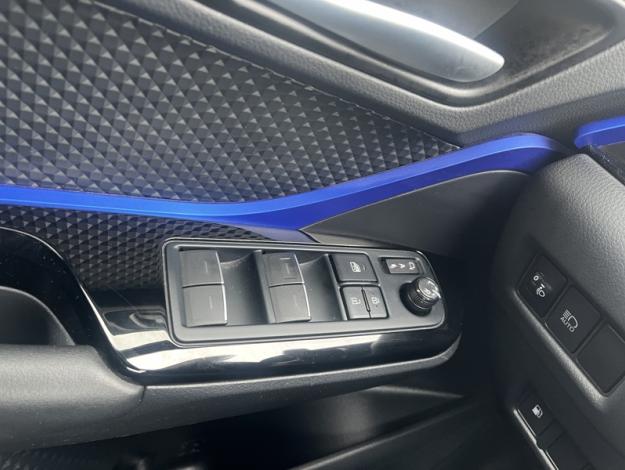 TOYOTA C-HR 2.0 Hybride 184 Graphic  