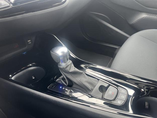 TOYOTA C-HR 2.0 Hybride 184 Graphic  