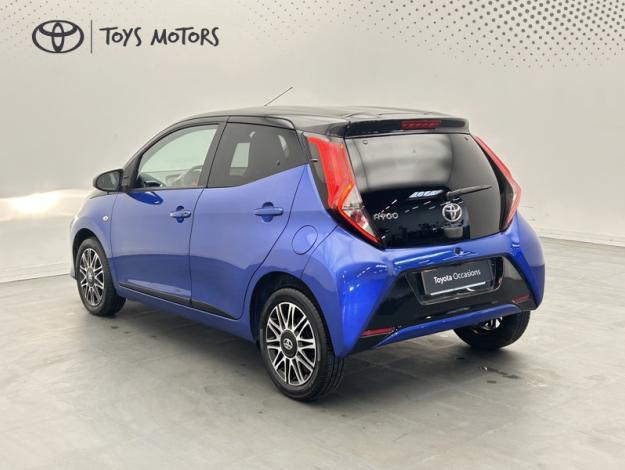 TOYOTA Aygo 1.0 VVT-i x-clusiv zen   