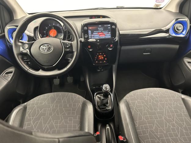 TOYOTA Aygo 1.0 VVT-i x-clusiv zen   