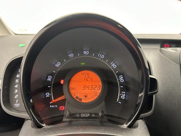TOYOTA Aygo 1.0 VVT-i x-clusiv zen   