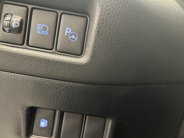 TOYOTA C-HR 1.8 HYBRIDE 122 GRAPHIC  