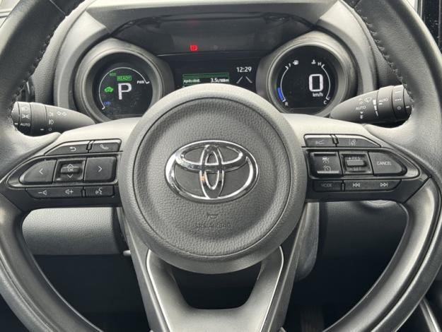 TOYOTA Yaris Hybride 116h Design / Pack Confort  1.5 116 ch 