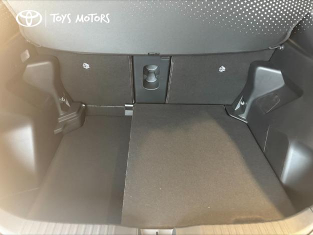 TOYOTA Yaris Cross 1.5 HYBRID 130H DESIGN AUTO   