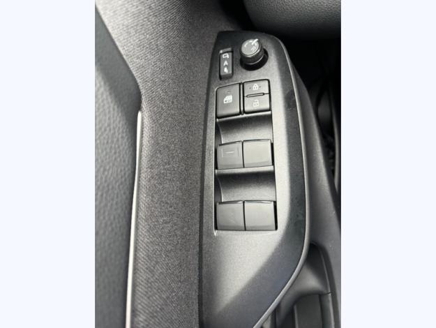 TOYOTA Yaris Cross 1.5 HYBRID 130H DESIGN AUTO   