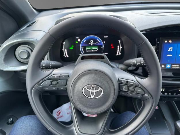 TOYOTA Aygo X Hybride 116h Graphic  AYGO X CROSSOVER 116H GRAPHIC ZENRADA VD MC26