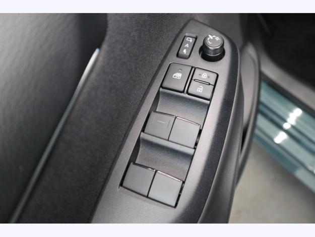 TOYOTA Yaris Hybride 130h Collection   