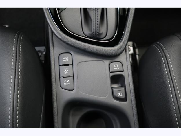 TOYOTA Yaris Hybride 130h Collection   