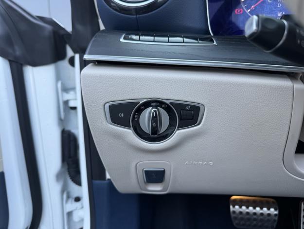 MERCEDES-BENZ Classe E Cabrio E 220 d Sportline 