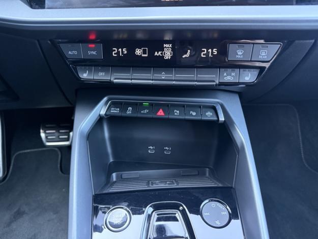 AUDI A3 Sportback 45 TFSI e S line   