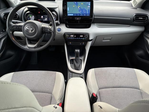 TOYOTA Yaris 116h Iconic  