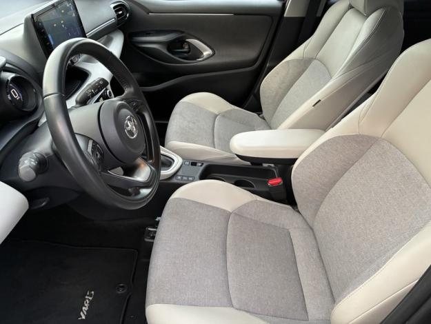 TOYOTA Yaris 116h Iconic  