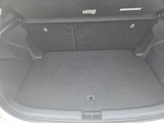 TOYOTA Yaris 116h Dynamic  