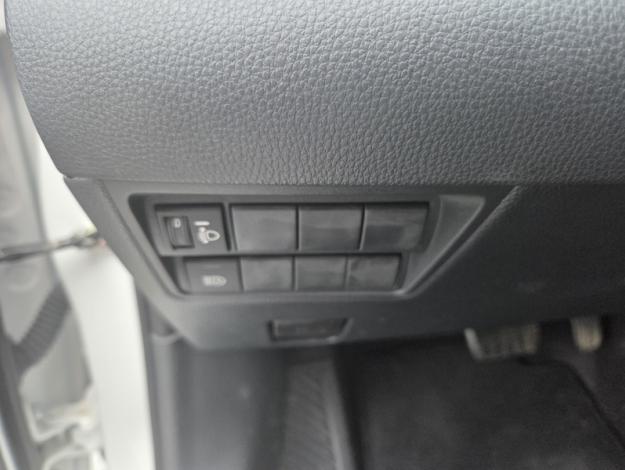 TOYOTA Yaris 116h Dynamic  