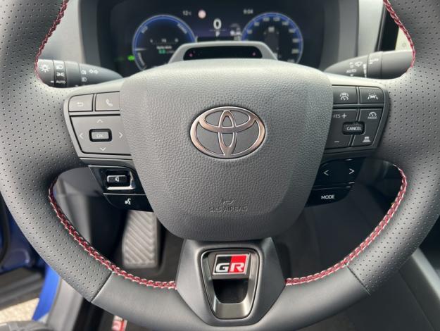 TOYOTA C-HR 2.0 Hybride 200 GR Sport AWD  2.0 Hybride 200 GR Sport AWD