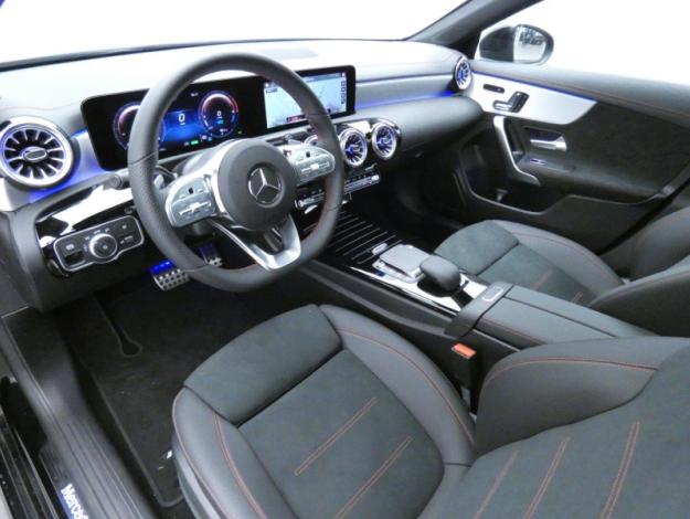 MERCEDES-BENZ CLA Shooting Brake 250 e Hybrid EQ 218ch AMG Line 8G-DCT AMG Line Classe CLA SB/118 CLA 250 e Shooting Brake AMG Line