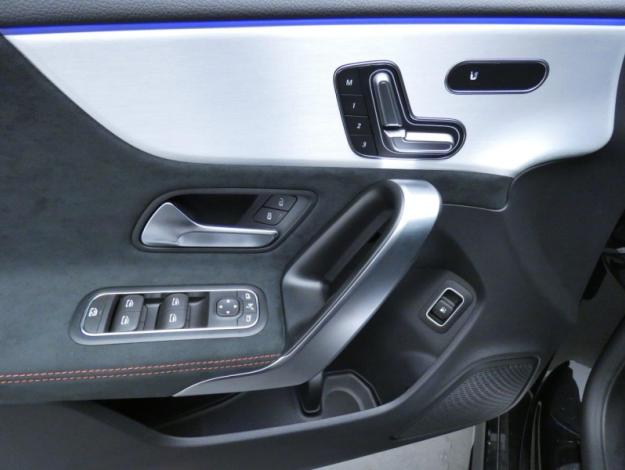 MERCEDES-BENZ CLA Shooting Brake 250 e Hybrid EQ 218ch AMG Line 8G-DCT AMG Line Classe CLA SB/118 CLA 250 e Shooting Brake AMG Line