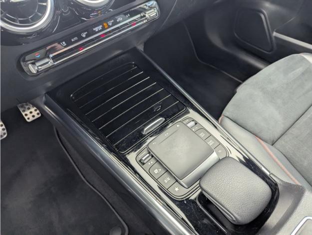 MERCEDES-BENZ Classe B 200 d AMG Line Edition  