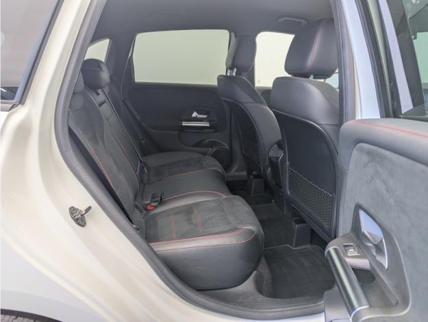 MERCEDES-BENZ Classe B 200 d AMG Line Edition  